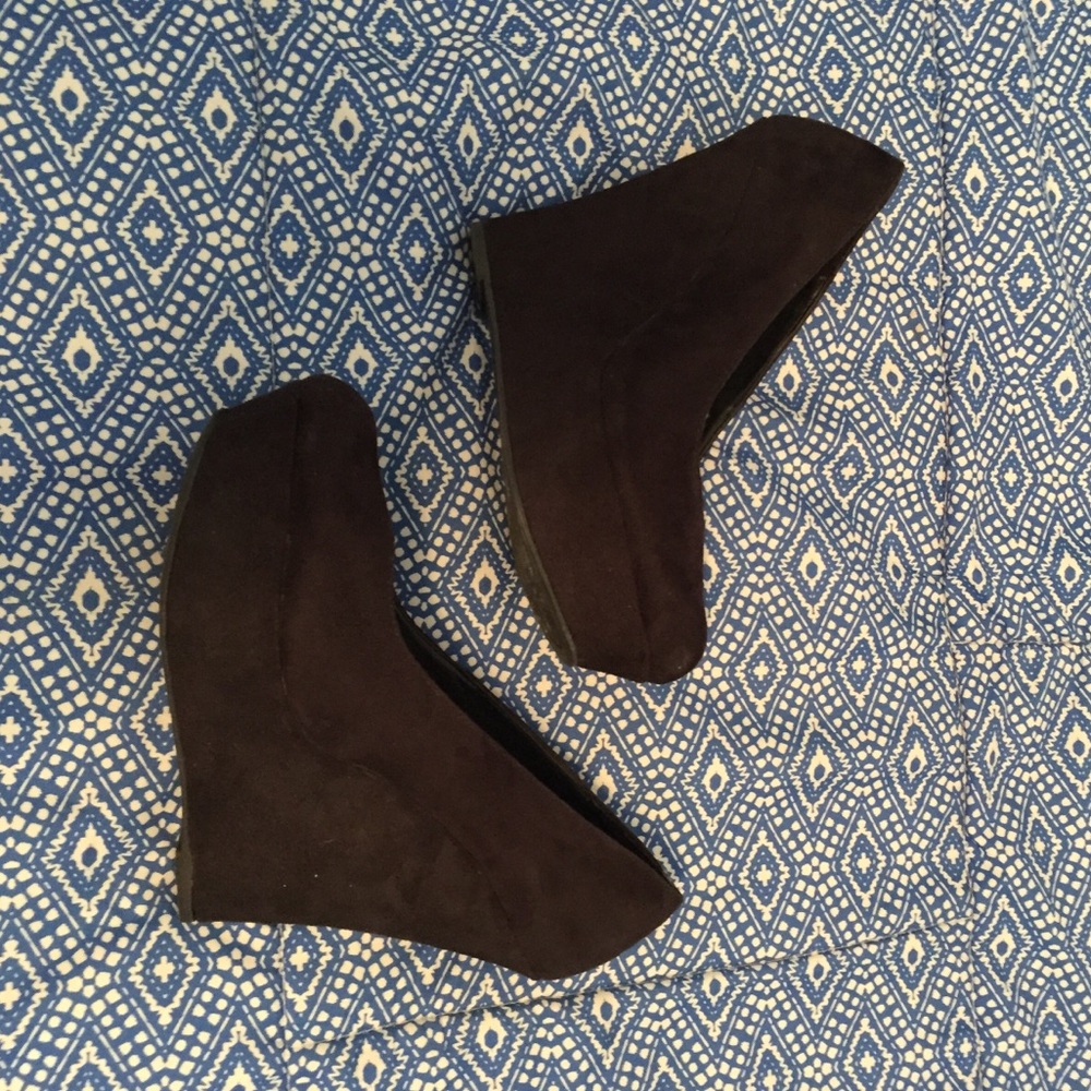 Black Suede Wedges